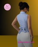 Blusa feminina sem mangas, com cinto em laço